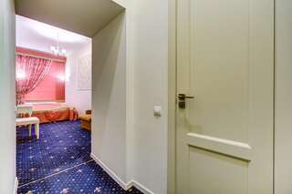 Гостиница Жан Поль Санкт-Петербург Двухместный номер Делюкс с 1 кроватью или 2 отдельными кроватями-28